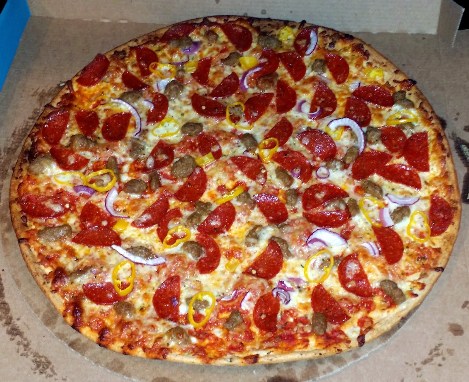 calories pepperoni pizza 16 inch